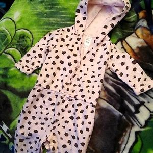 Gently worn outfit with hood 18 mos. Carter Brand